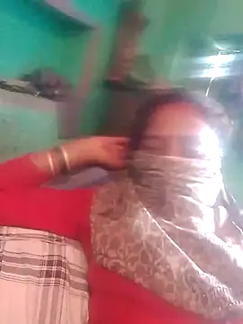 CUTE-004 online show from 7, 10, 2025