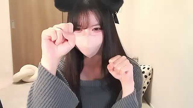 Snapshot of moka-neko chatting on 21, 10, 2025 moka-neko online show from 21, 10, 2025