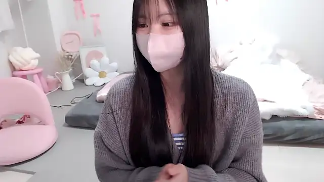 Snapshot of moka-neko chatting on 13, 2, 2026 moka-neko online show from 13, 2, 2026