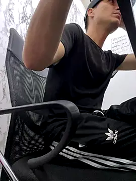 Snapshot of StevenHumps chatting on 25, 9, 2025 StevenHumps online show from 25, 9, 2025