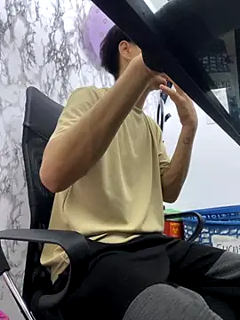 Snapshot of StevenHumps chatting on 12, 10, 2025 StevenHumps online show from 12, 10, 2025