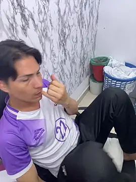 Snapshot of StevenHumps chatting on 16, 10, 2025 StevenHumps online show from 16, 10, 2025