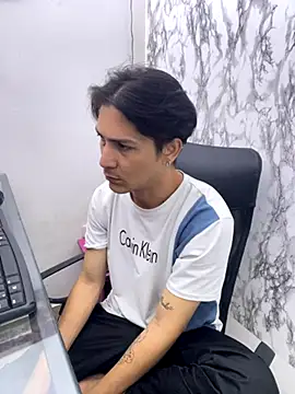 Snapshot of StevenHumps chatting on 20, 10, 2025 StevenHumps online show from 20, 10, 2025