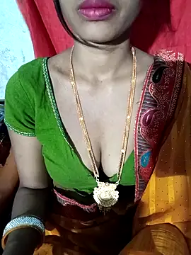 Snapshot of Bhabhilux2025 chatting on 12, 4, 2026 Bhabhilux2025 online show from 12, 4, 2026