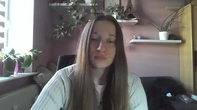 LindaPretty online show from 14, 10, 2025