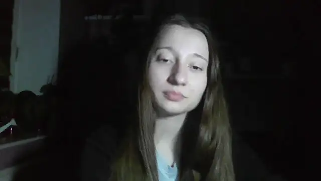 LindaPretty online show from 28, 10, 2025