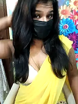 Snapshot of Divya_Spandhana_90 chatting on 12, 10, 2025 Divya Spandhana 90 online show from 12, 10, 2025