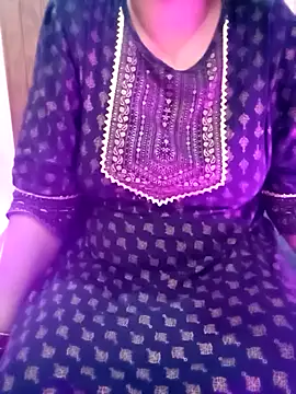 Snapshot of your_favourite_bhabhi chatting on 11, 9, 2025 your favourite bhabhi online show from 11, 9, 2025