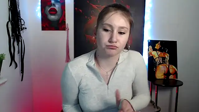 Snapshot of Milka_kamila chatting on 24, 3, 2026 Milka kamila online show from 24, 3, 2026