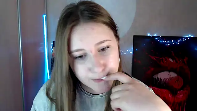 Snapshot of Milka_kamila chatting on 23, 4, 2026 Milka kamila online show from 23, 4, 2026