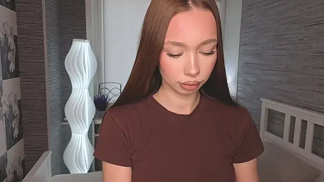 Snapshot of NedraLober chatting on 13, 4, 2026 NedraLober online show from 13, 4, 2026