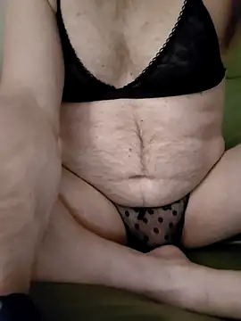 SprayingLeotards online show from 8, 10, 2025