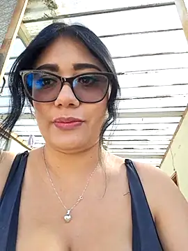 Monse--145 online show from 26, 9, 2025