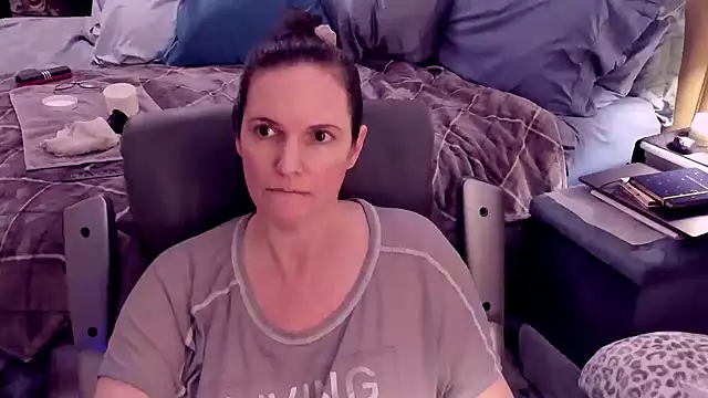 Snapshot of ninajaymes chatting on 4, 1, 2025 ninajaymes online show from 4, 1, 2025