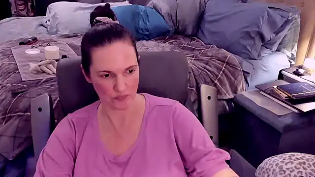 Snapshot of ninajaymes chatting on 4, 1, 2025 ninajaymes online show from 4, 1, 2025