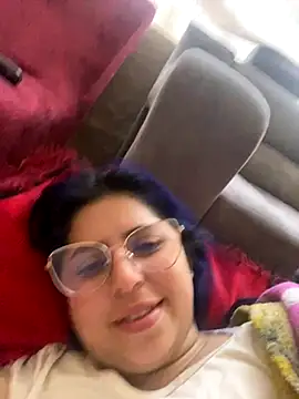 Snapshot of honeyviviss chatting on 9, 9, 2025 honeyviviss online show from 9, 9, 2025