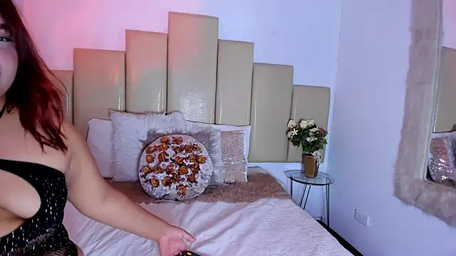 Snapshot of Rebeca_jackson chatting on 10, 10, 2025 Rebeca jackson online show from 10, 10, 2025