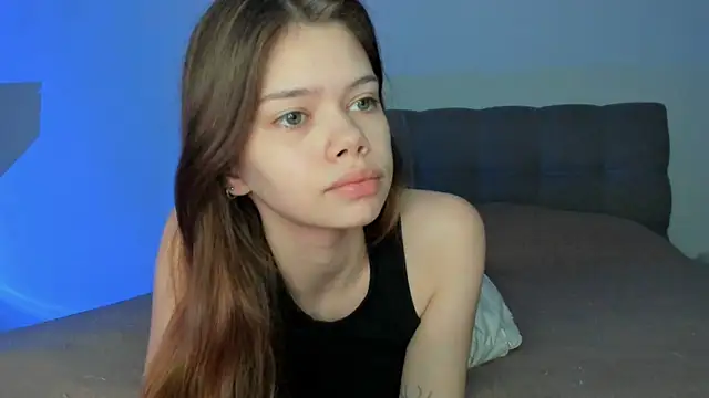 Milimeowww online show from 2, 12, 2025