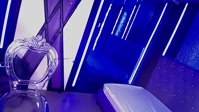 Cristal  01 online show from 10, 9, 2025
