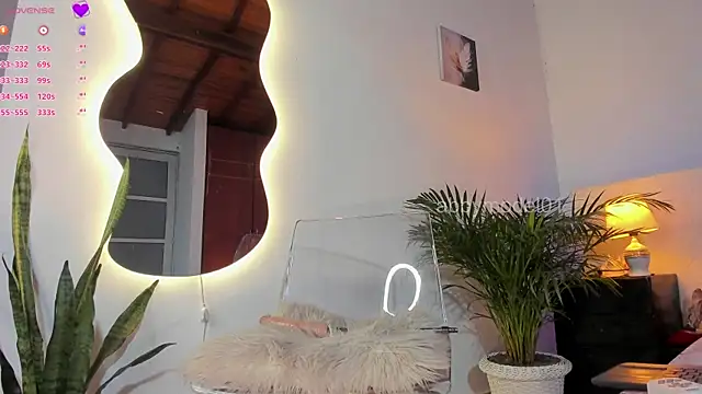 Snapshot of AbbyModel01 chatting on 27, 9, 2025 AbbyModel01 online show from 27, 9, 2025