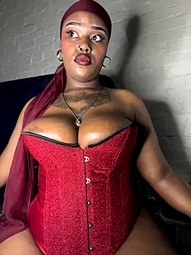 Snapshot of QUEEN_NOBUHLE_777 chatting on 18, 10, 2025 QUEEN NOBUHLE 777 online show from 18, 10, 2025