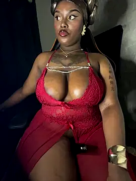 Snapshot of QUEEN_NOBUHLE_777 chatting on 19, 12, 2025 QUEEN NOBUHLE 777 online show from 19, 12, 2025