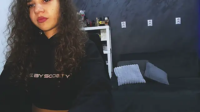 bigbuttjeny online show from 20, 9, 2025