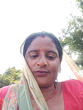 Snapshot of Mamta_cut25A chatting on 7, 10, 2025 Mamta cut25A online show from 7, 10, 2025