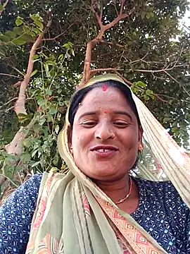 Snapshot of Mamta_cut25A chatting on 14, 10, 2025 Mamta cut25A online show from 14, 10, 2025