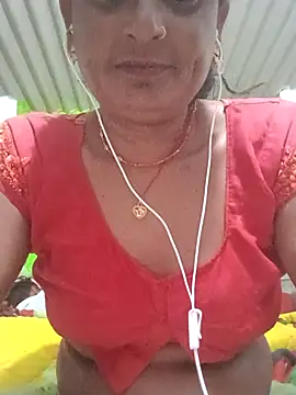 Snapshot of Mamta_cut25A chatting on 24, 10, 2025 Mamta cut25A online show from 24, 10, 2025