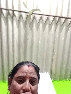 Snapshot of Mamta_cut25A chatting on 29, 10, 2025 Mamta cut25A online show from 29, 10, 2025