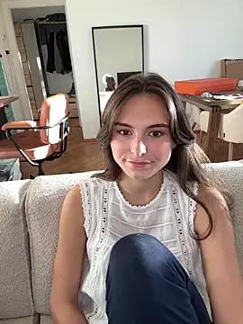 Snapshot of SophiiaStarr chatting on 20, 9, 2025 SophiiaStarr online show from 20, 9, 2025