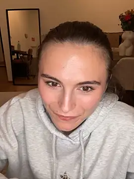 Snapshot of SophiiaStarr chatting on 29, 10, 2025 SophiiaStarr online show from 29, 10, 2025