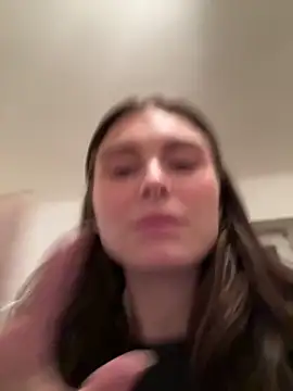 Snapshot of SophiiaStarr chatting on 15, 12, 2025 SophiiaStarr online show from 15, 12, 2025