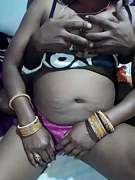 Snapshot of pujabhabhiji10 chatting on 11, 11, 2025 pujabhabhiji10 online show from 11, 11, 2025