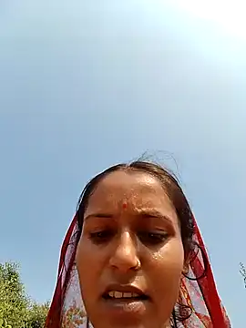 Snapshot of Sonam_shinde chatting on 19, 10, 2025 Sonam shinde online show from 19, 10, 2025