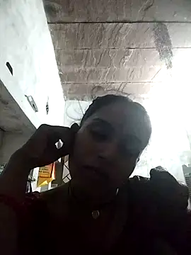Snapshot of Sonam_shinde chatting on 19, 10, 2025 Sonam shinde online show from 19, 10, 2025