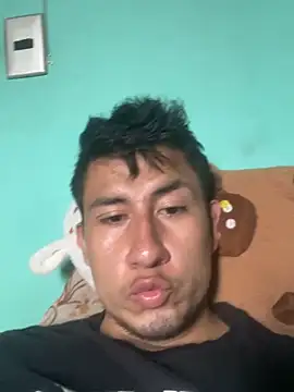 Snapshot of True_Di chatting on 3, 3, 2026 True Di online show from 3, 3, 2026