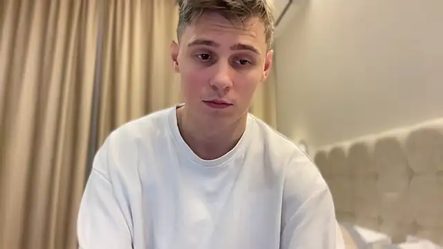 Snapshot of Tyler_Garner chatting on 14, 9, 2025 Tyler Garner online show from 14, 9, 2025