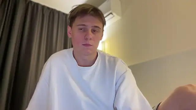 Snapshot of Tyler_Garner chatting on 16, 10, 2025 Tyler Garner online show from 16, 10, 2025