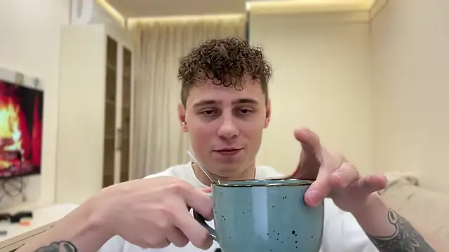 Tyler Garner online show from 27, 11, 2025