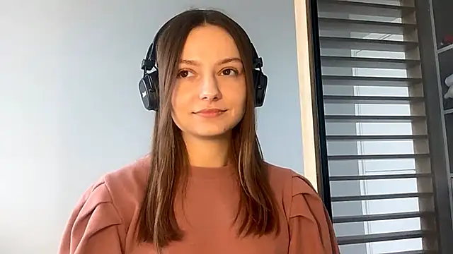 Snapshot of SoulHiperAgne_ chatting on 19, 9, 2025 SoulHiperAgne  online show from 19, 9, 2025