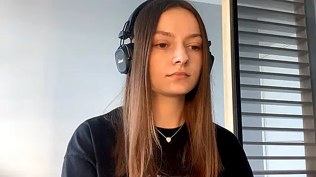 Snapshot of SoulHiperAgne_ chatting on 22, 9, 2025 SoulHiperAgne  online show from 22, 9, 2025