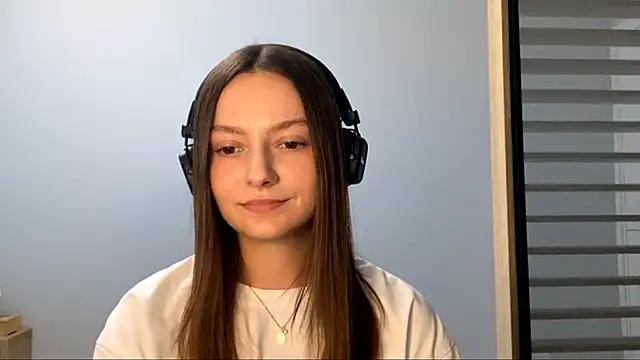 Snapshot of SoulHiperAgne_ chatting on 27, 9, 2025 SoulHiperAgne  online show from 27, 9, 2025