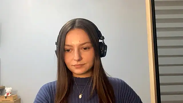 Snapshot of SoulHiperAgne_ chatting on 4, 10, 2025 SoulHiperAgne  online show from 4, 10, 2025