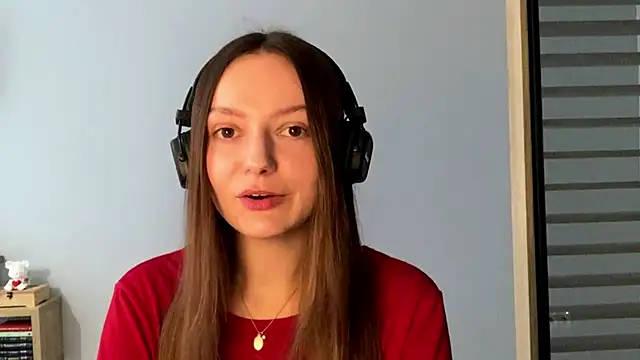 Snapshot of SoulHiperAgne_ chatting on 8, 10, 2025 SoulHiperAgne  online show from 8, 10, 2025