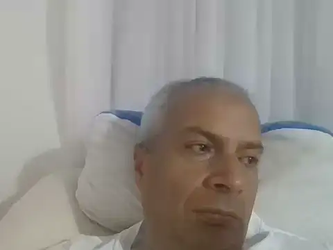 Snapshot of ALFRERM chatting on 10, 9, 2025 ALFRERM online show from 10, 9, 2025