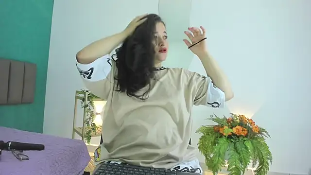 Snapshot of aradia_kiss chatting on 15, 9, 2025 aradia kiss online show from 15, 9, 2025