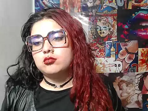 Curvy-Queen online show from 25, 9, 2025