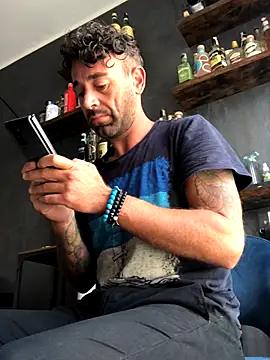 MatteoDom85 online show from 18, 10, 2025